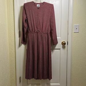 Leslie Fay Dresses | Vintage Maroon Floral Dress | Made in Guatemala